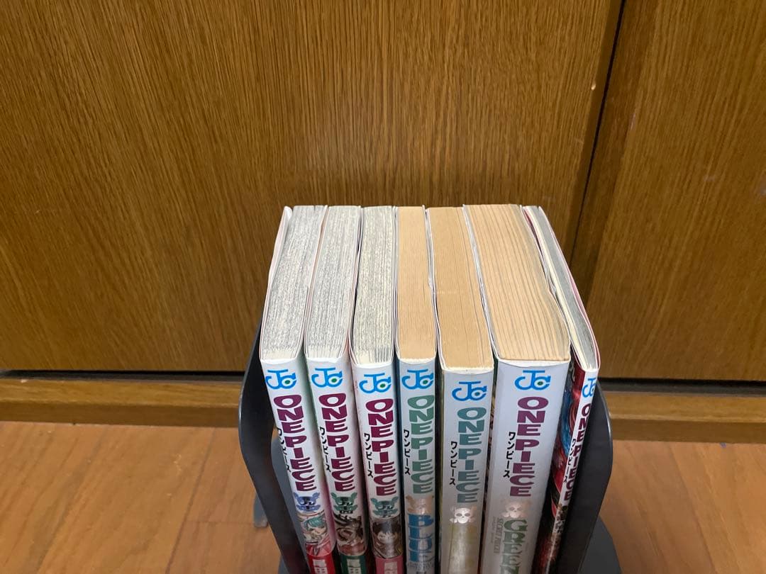 【送料無料】ワンピース　1巻〜95巻＋関連本　＊87〜92巻不足