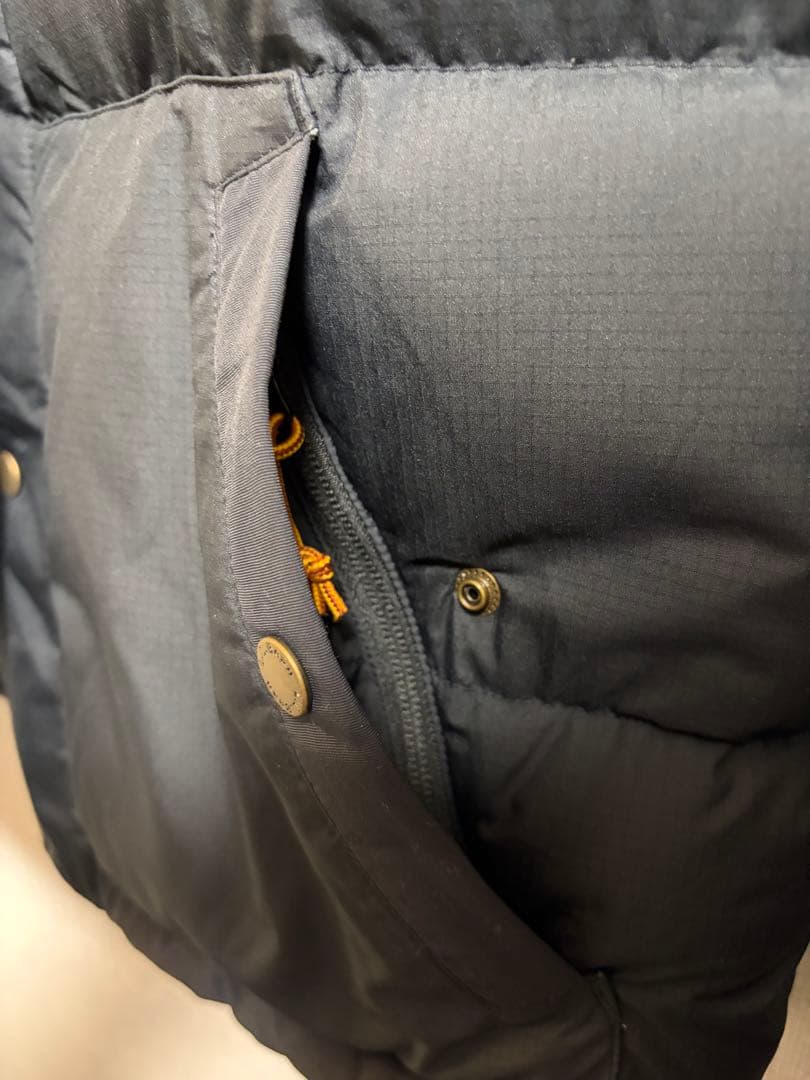 y*h様 L.L.Bean メンズ マウンテン・クラシック・ダウン・ベストブラッ