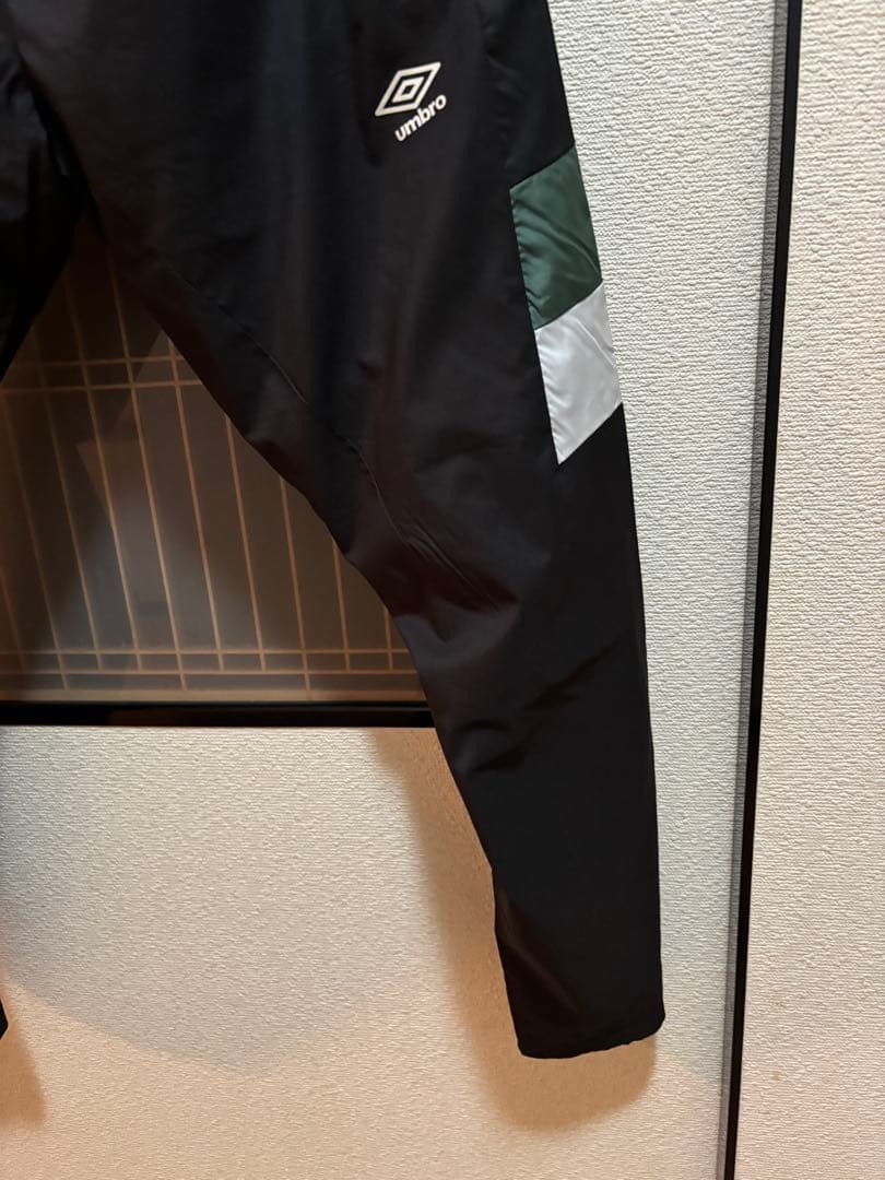 THE THIRD by UMBRO エアーサモーションジャケットとパンツセット