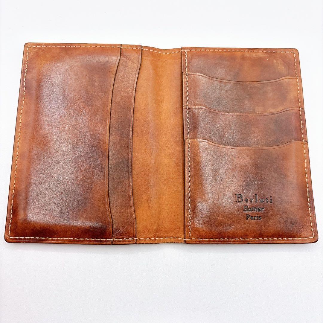 ベルルッティ　ベネチアンレザー　カリグラフィ　ステッチ　カードケース　小物入れ