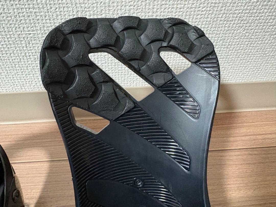 SALOMON スノーボード ビンディング RHYTHM Mサイズ