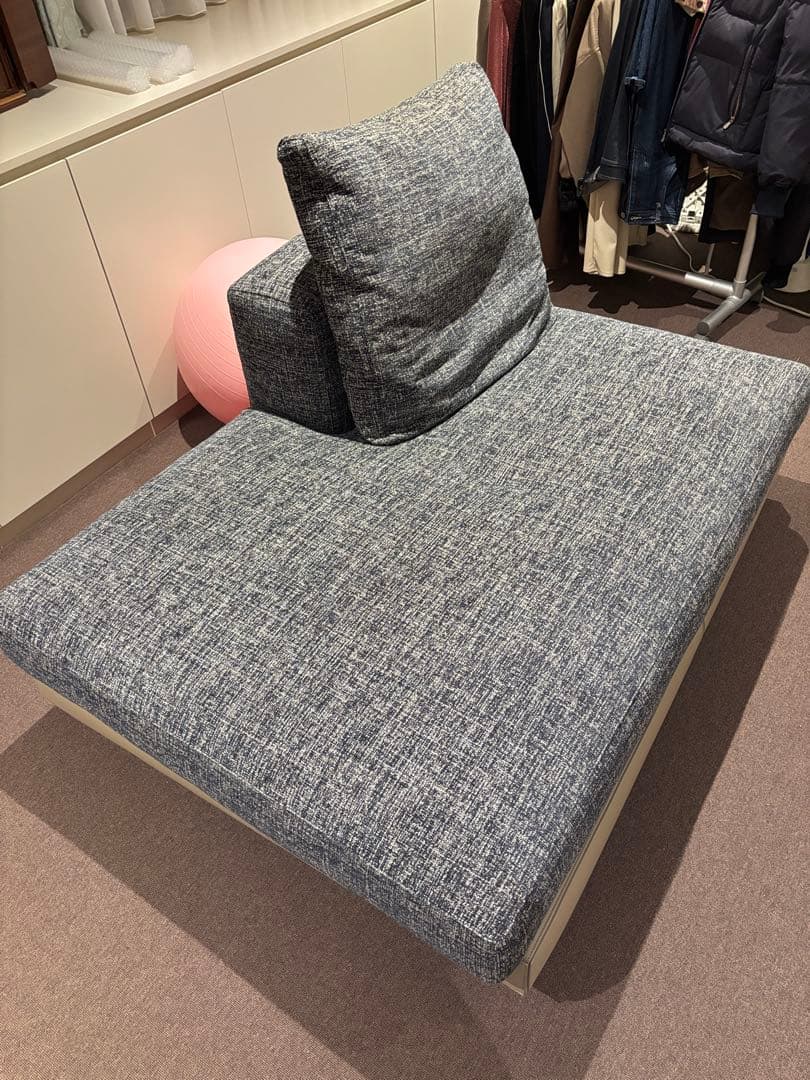 Minotti（ミノッティ） CONNERY ソファセット サイドテーブル付き