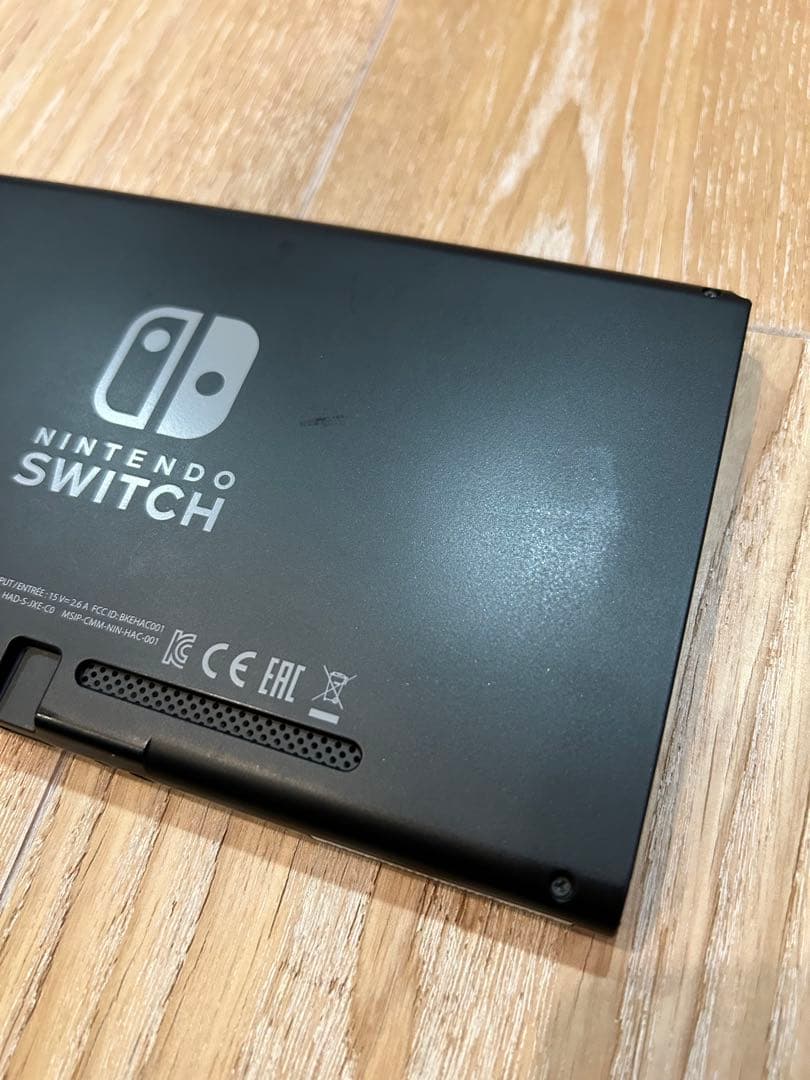 Nintendo Switch グレー 本体　コントローラー不良有