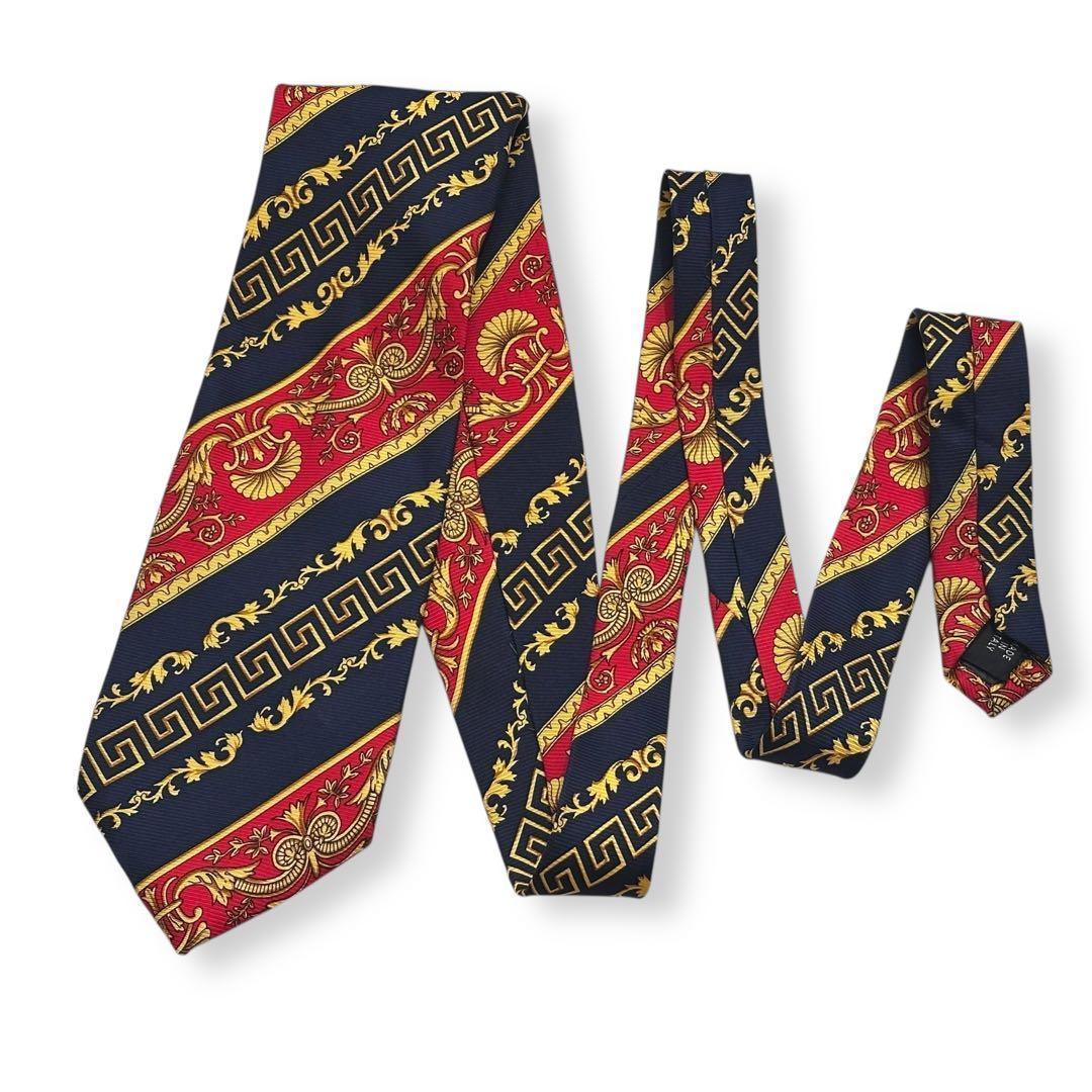 美品✨GIANNI VERSACE ネクタイ　グレカ　バロック　ゴージャス