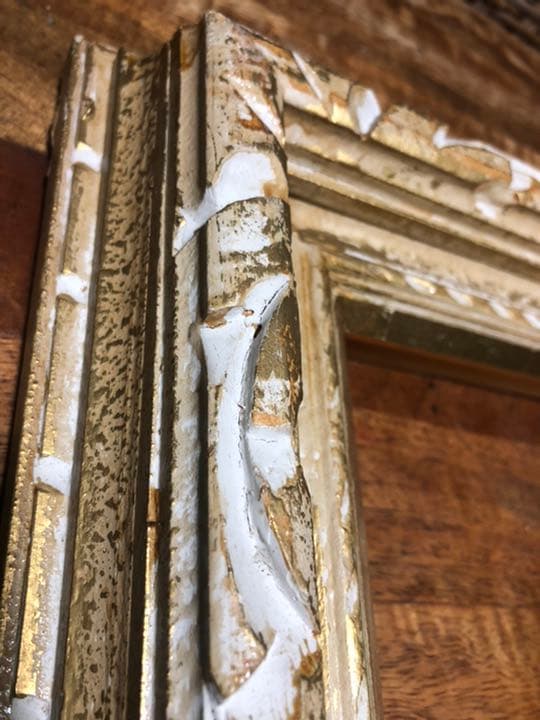 アンティークの額縁です。約50年以上前の物です。