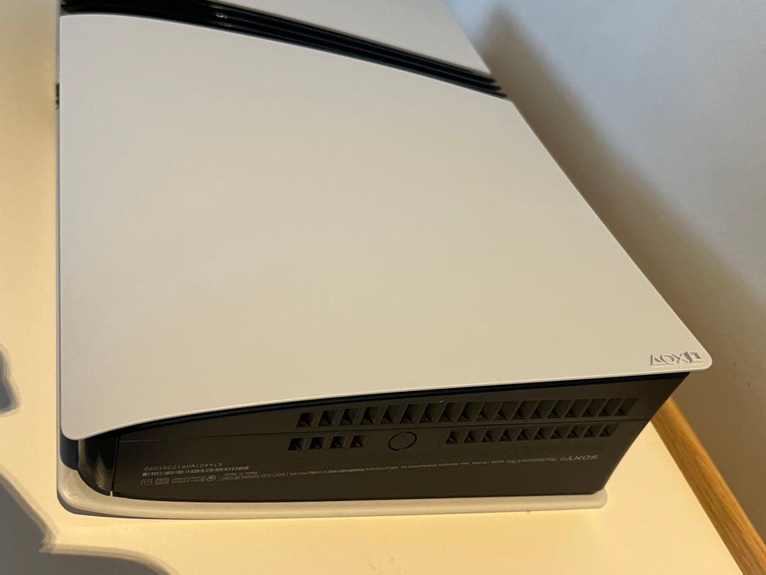 美品PlayStation5 Pro本体モンハンワイルズ付CFI-7000B01