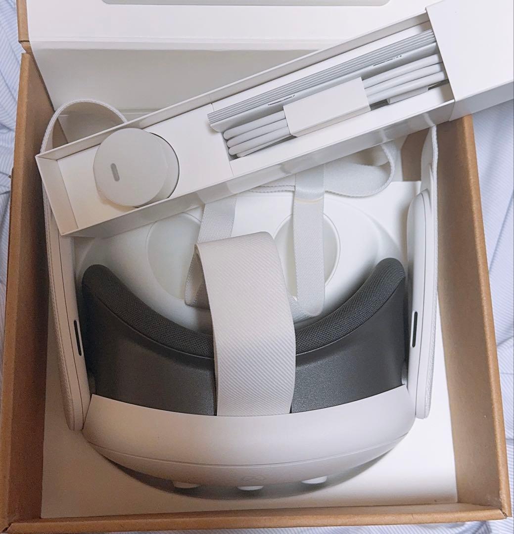  Quest 3 VRヘッドセット 128GB本体+アクセサリー各種6点