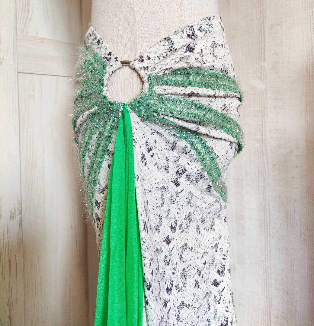 ★新品★ベリーダンスステージ舞台衣装セット　発表会コスチューム　ブラ　スカート