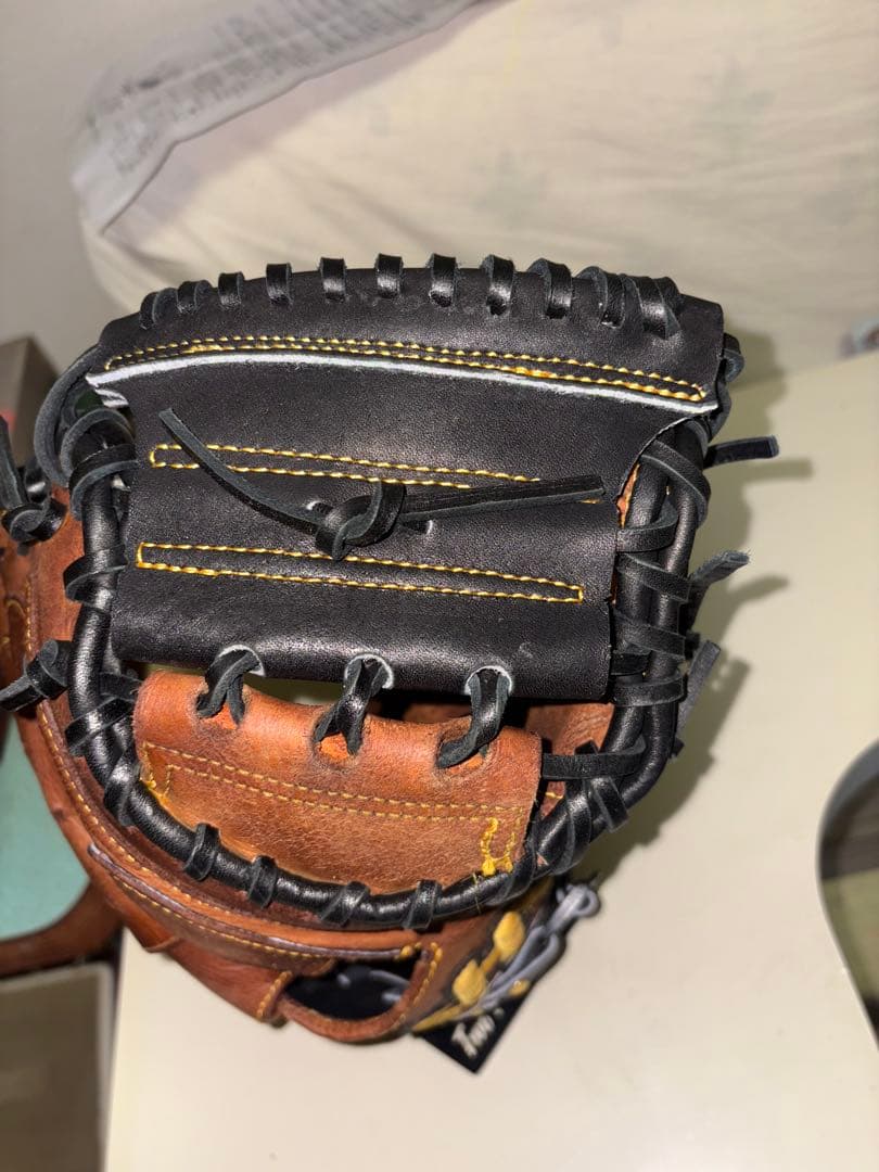 ハタケヤマ硬式キャッチャーミットオーダー　リペア品