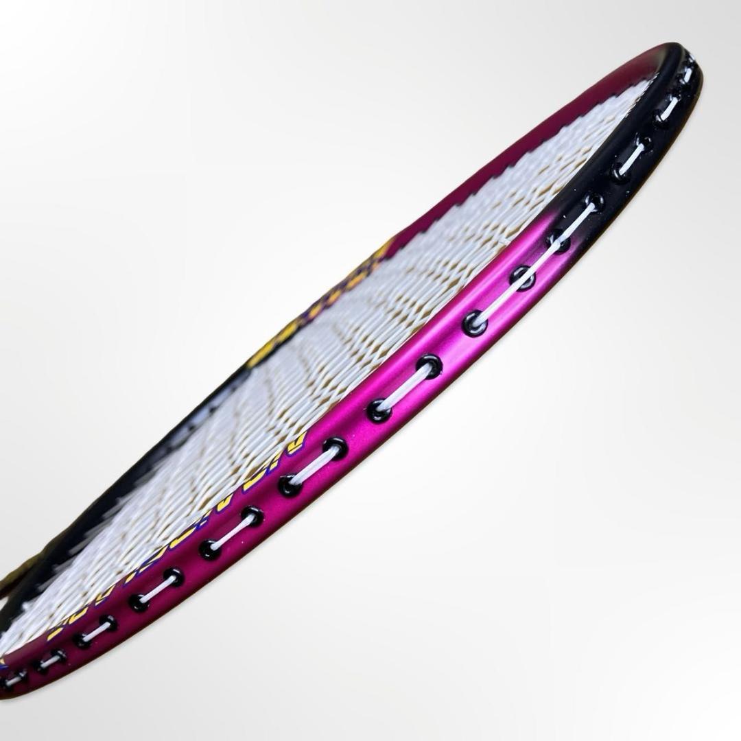 【未使用級】YONEX ナノフレア30 バドミントンラケット ケース付き