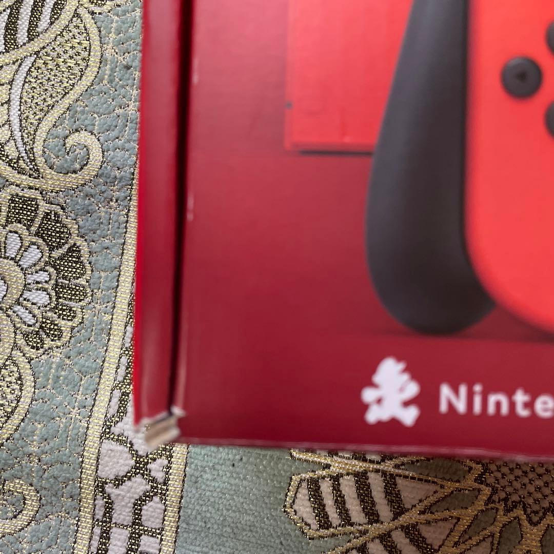 Nintendo Switch 有機ELモデル マリオレッド