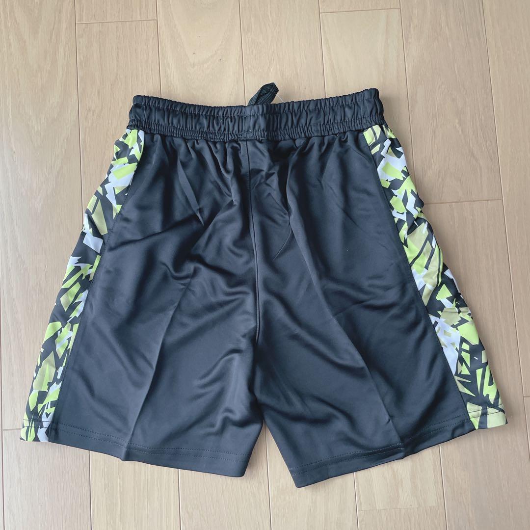 ヨネックス日本代表レプリカモデル　バドレディースゲームウェア上下セット新品M