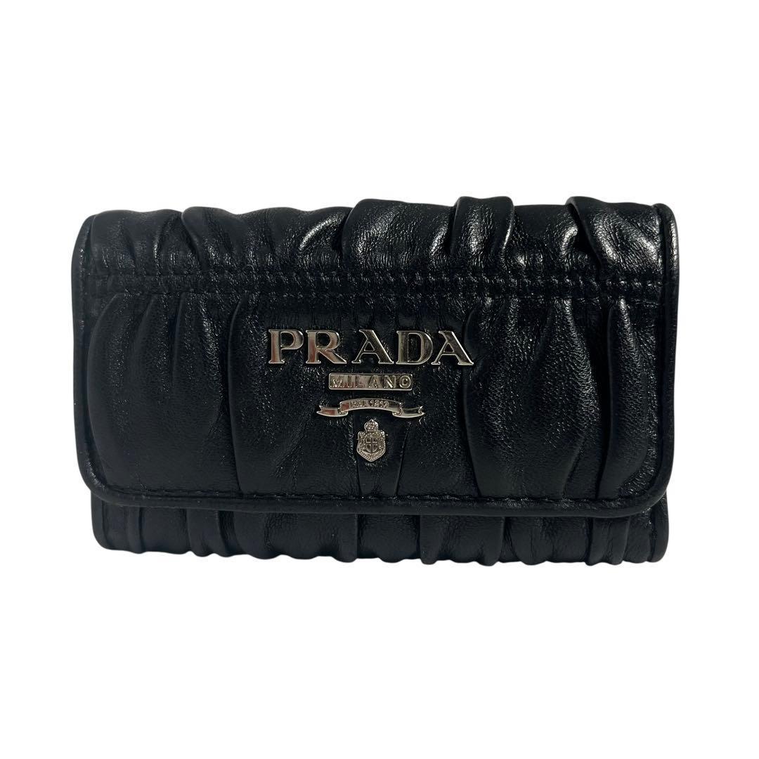 希少✨PRADA プラダ キーケース 6連 ナッパレザー ロゴ金具 ブラック