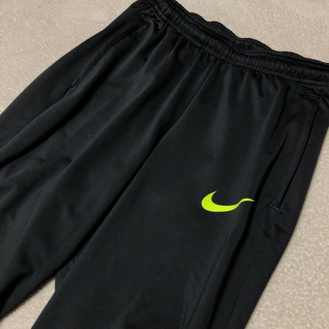 美品　Nike ストライク　ハーフジップ　セットアップ　サイズS