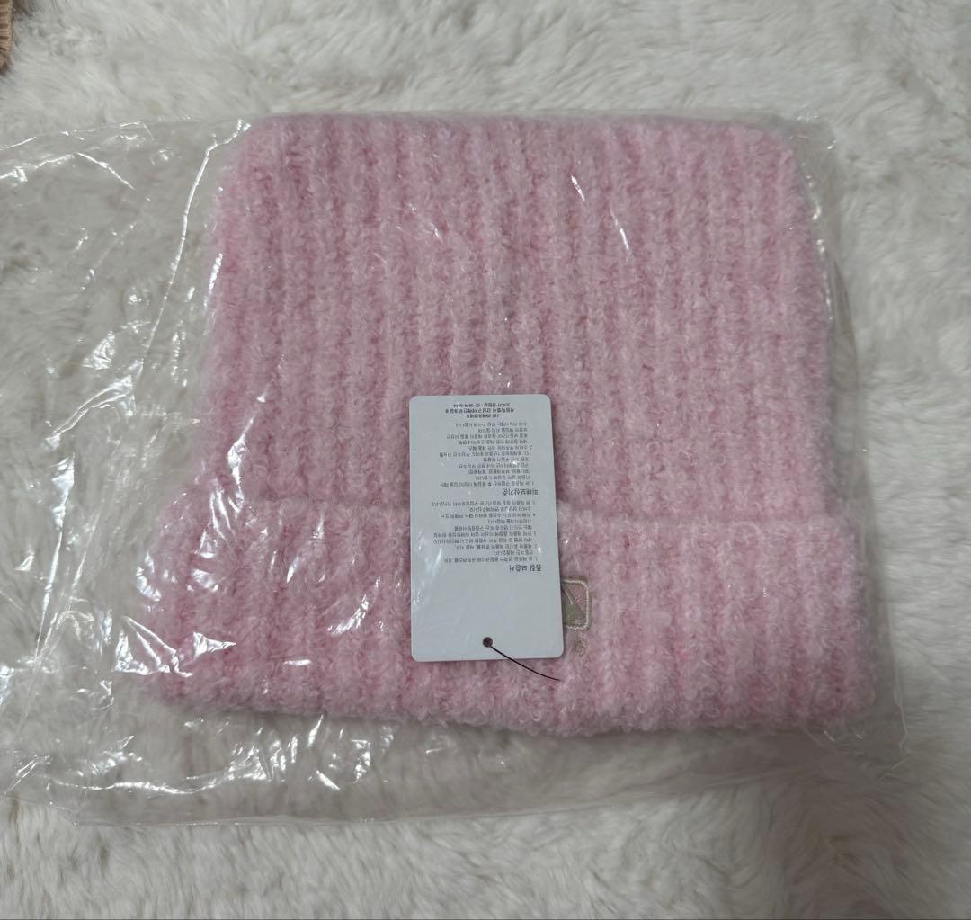 MLB 猫耳ニット帽 ピンク　紐無し　ビーニー　新品未使用タグ付き