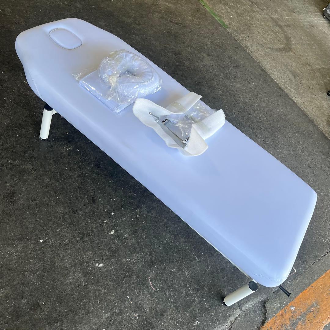 ［4106］展示品未使用　手動昇降式　マッサージベッド　ホワイト　施術　エステ