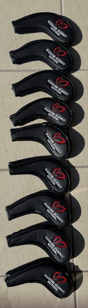 MASTER BUNNY ブラックシルバーロゴ洗練された細身デザイン特典付き