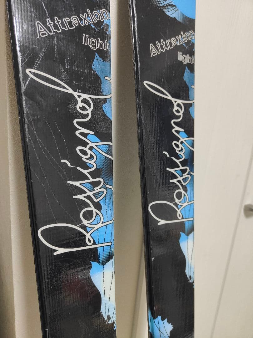 スキー板ROSSIGNOL Attraxion light 154cm