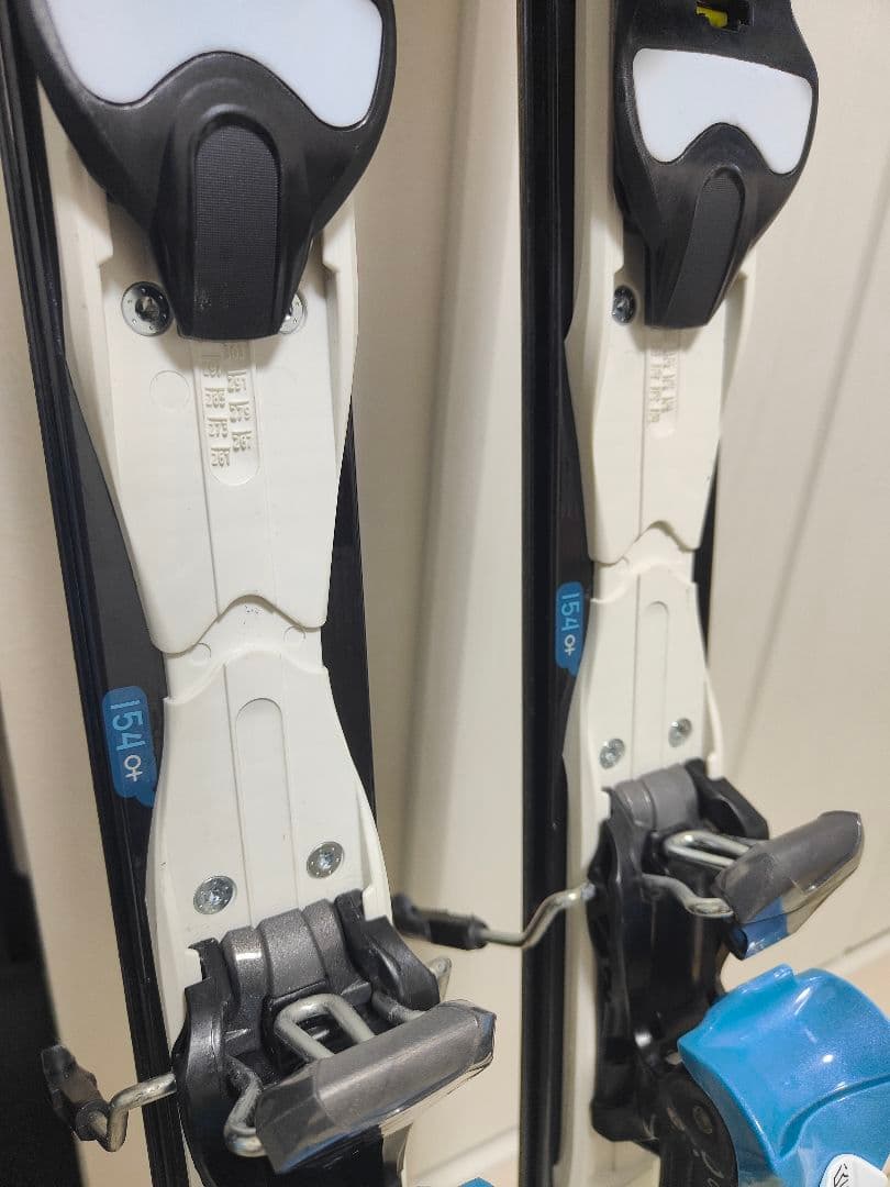 スキー板ROSSIGNOL Attraxion light 154cm