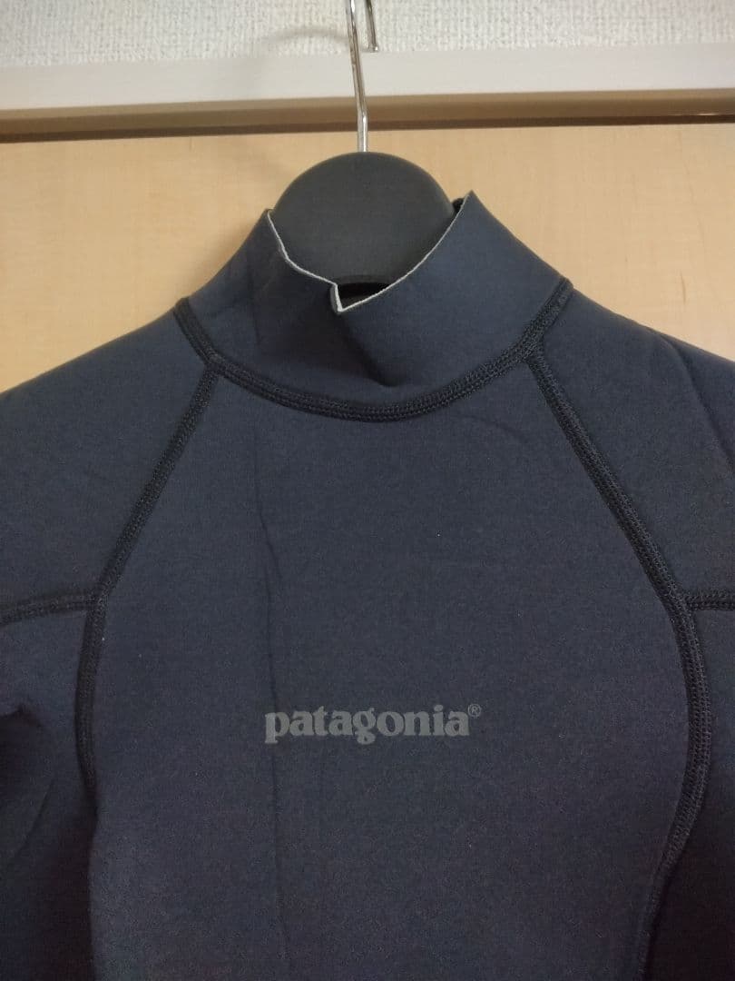 パタゴニア　サーフィン　タッパー　４