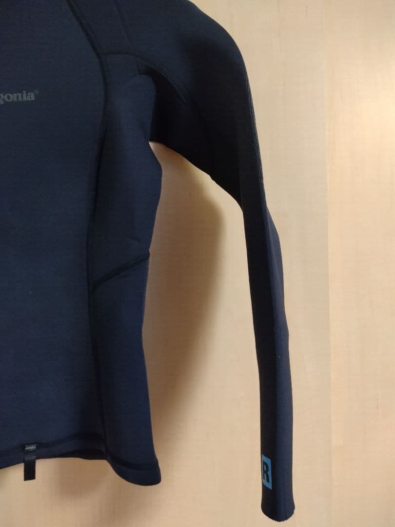 パタゴニア　サーフィン　タッパー　４