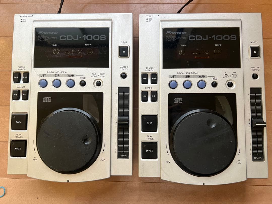 Pioneer CDJ-100S 2台