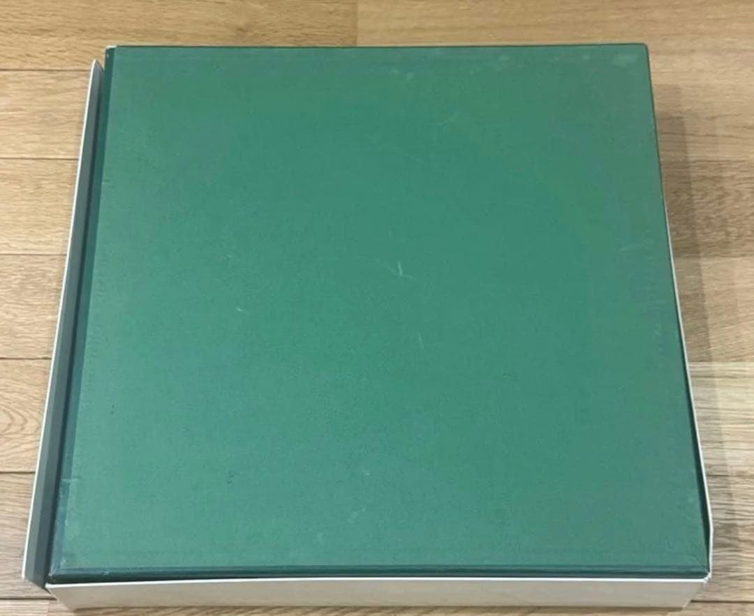 【新品】Noritake ノリタケ リンネコレクション特製額装入り皿時計 花時計