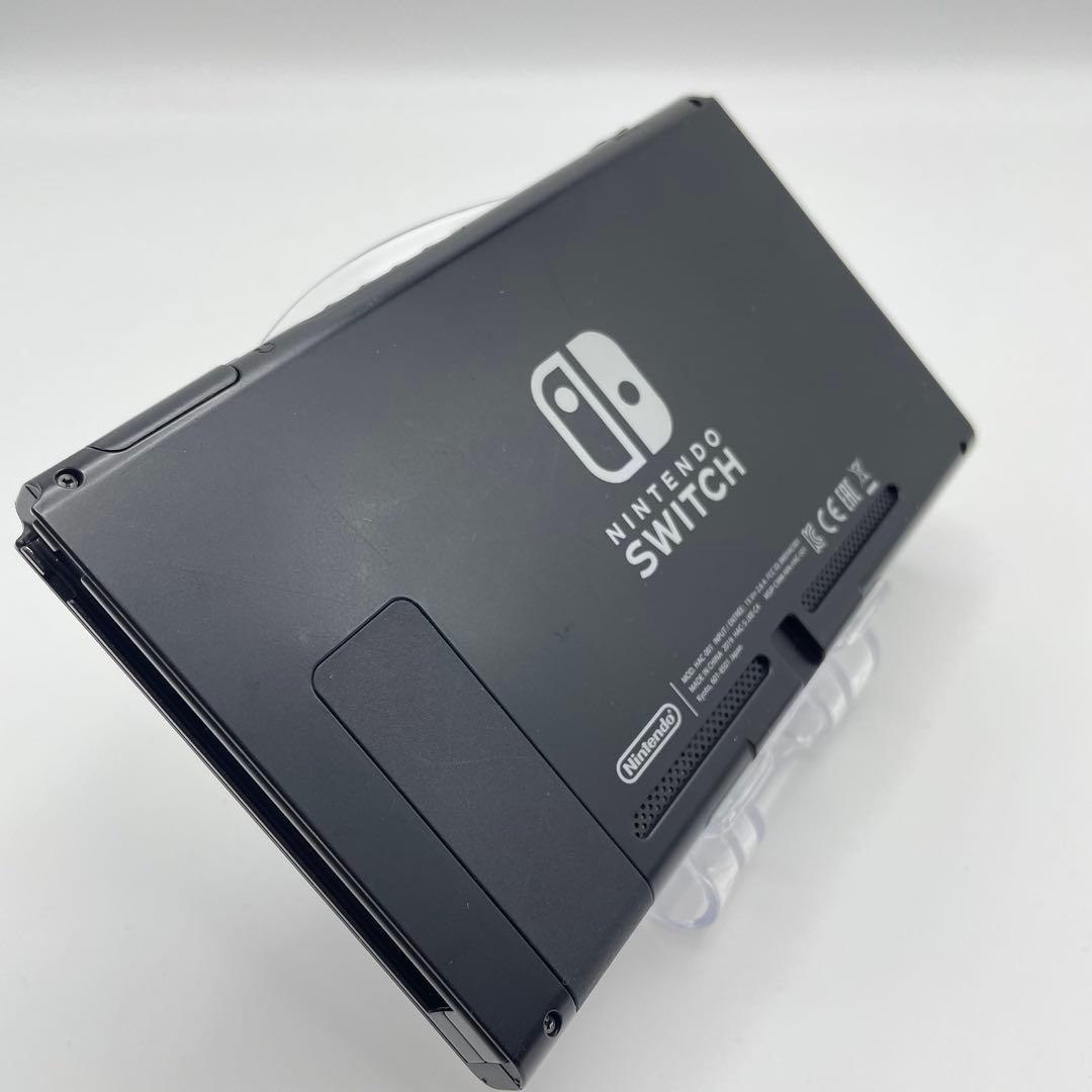 任天堂 Switch 本体　Nintendo スイッチ　本体のみ