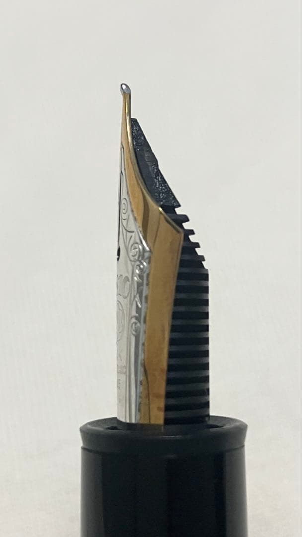 【ひーちゃん】モンブラン 149 万年筆 14K中白 エボナイト芯