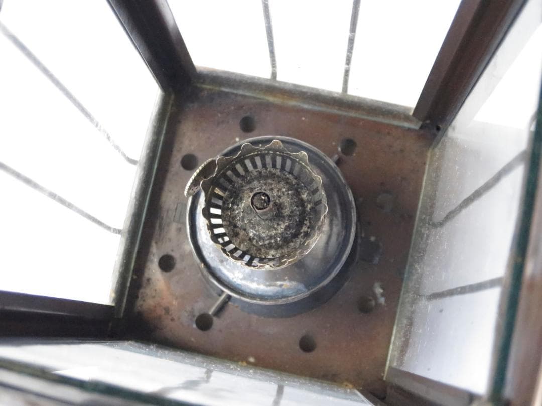 白灯油ランプ　ランタン　アンティークランプ