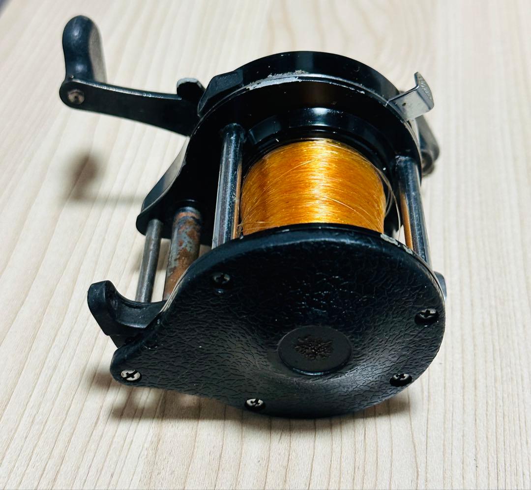 ベイトリール2点セット Abu 4600Ci + Shimano BM-4