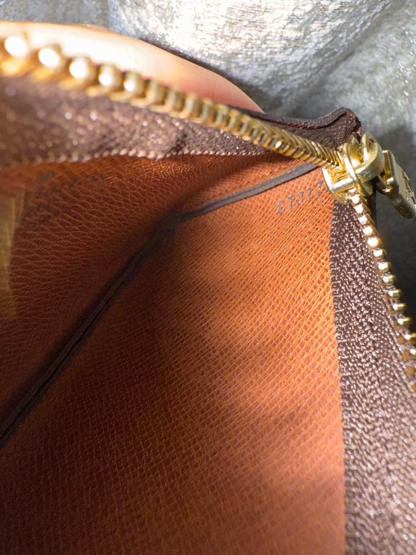 招き猫 【新品・未使用】LOUIS VUITTON モノグラムキーケース