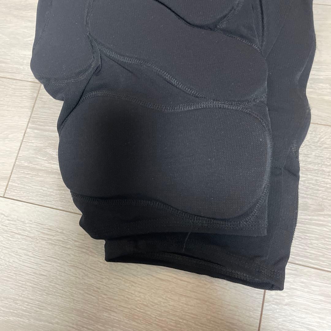 TripleEight T8 BUMSAVERS ヒッププロテクター　未使用　L