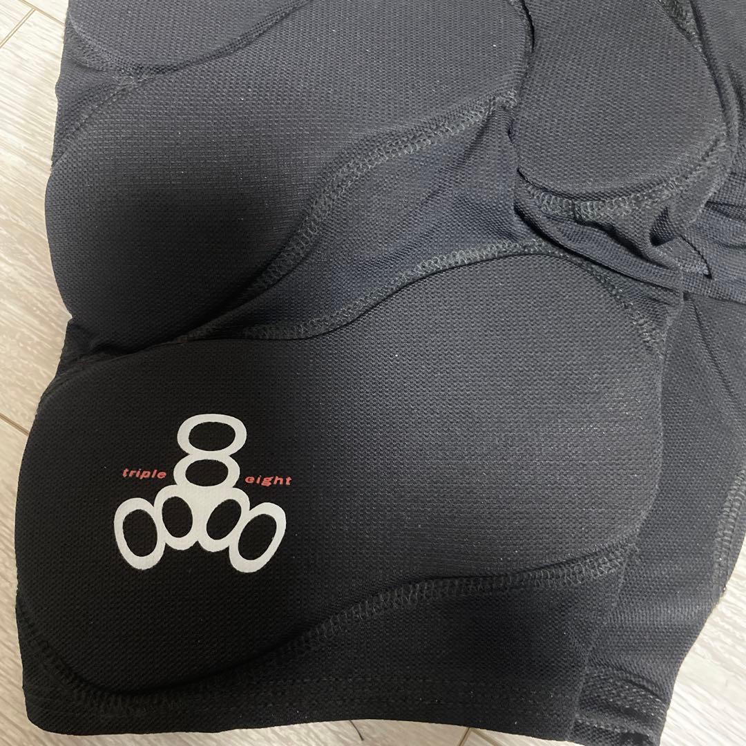 TripleEight T8 BUMSAVERS ヒッププロテクター　未使用　L