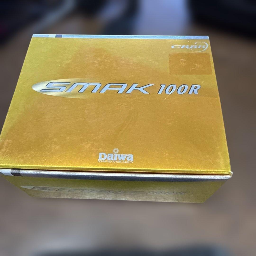 ダイワ SMAK100R ベイトリール　箱付き