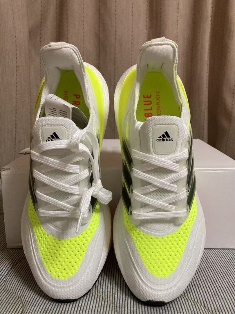 C*m様 adidas ULTRABOOST ホワイト/イエロー