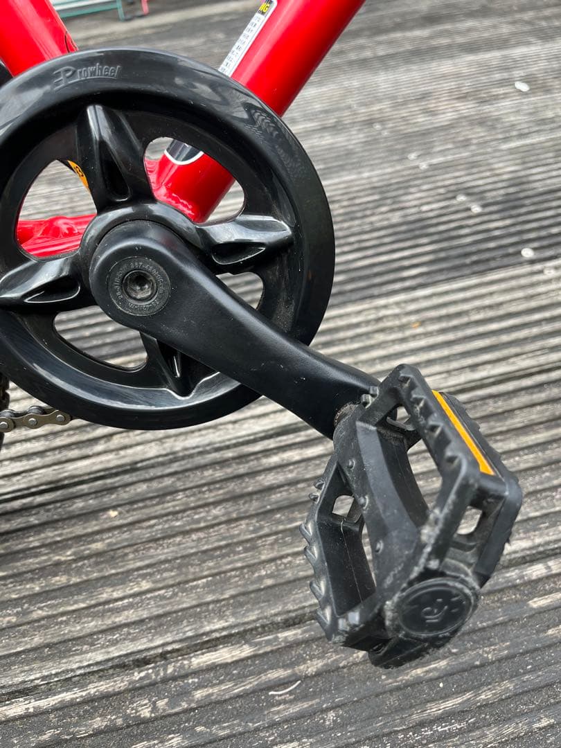 ヨツバサイクル　キッズバイク 16インチ