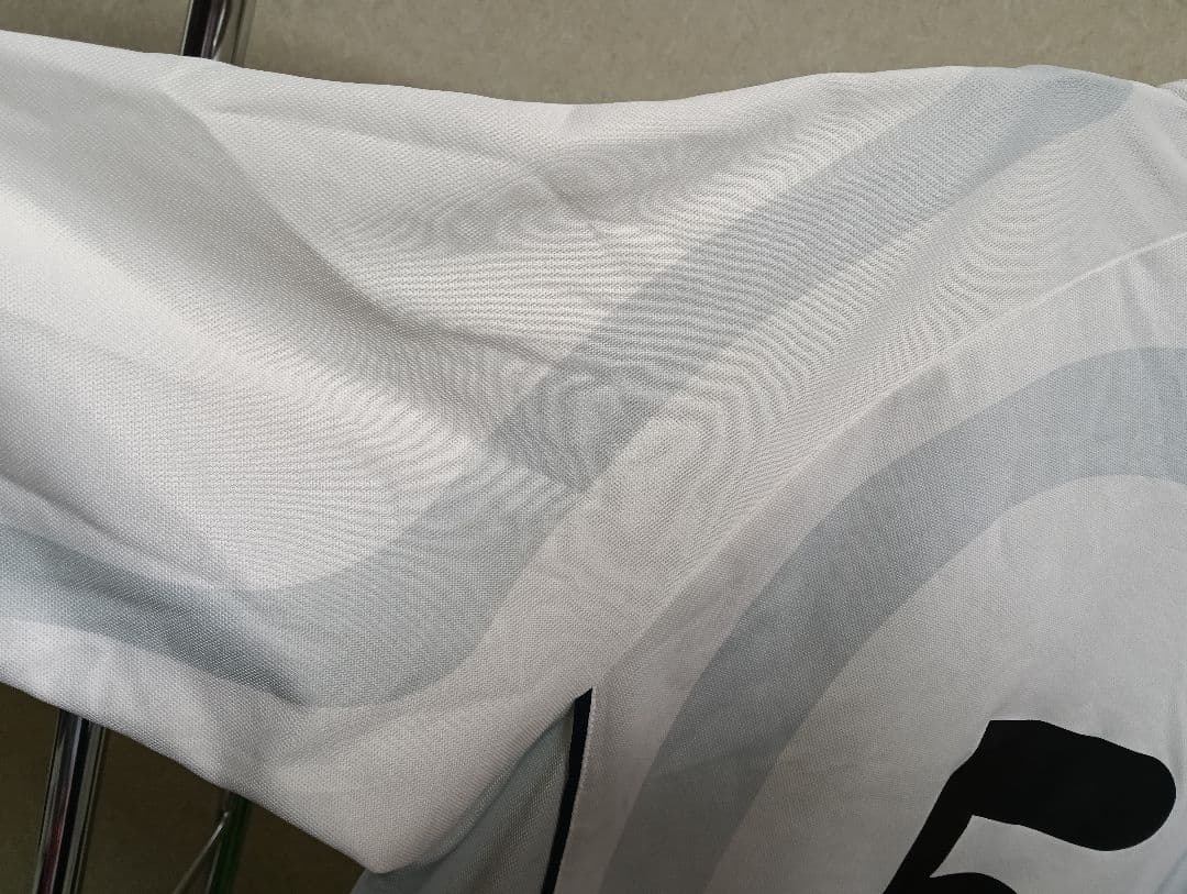 【激レア・ヴィンテージ正規品】インテル・ミラノ 01/02 アウェイユニフォーム