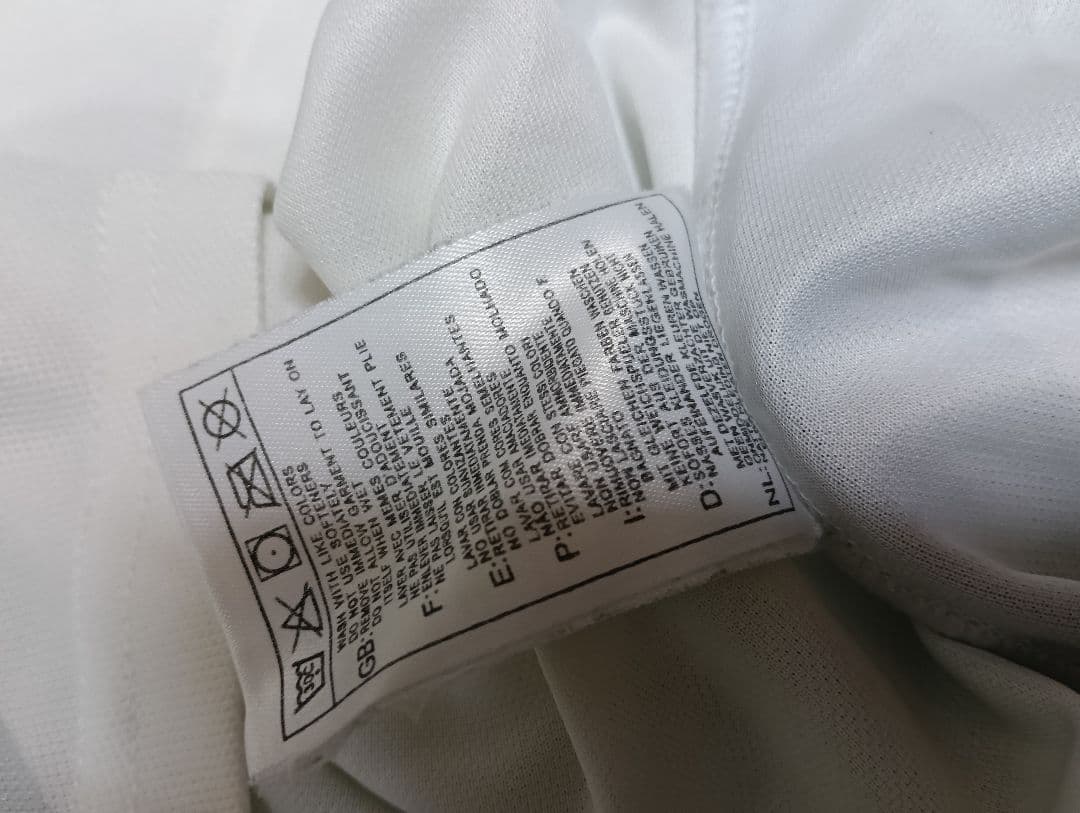 【激レア・ヴィンテージ正規品】インテル・ミラノ 01/02 アウェイユニフォーム