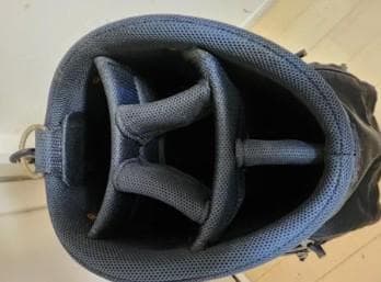 サーシュ送料無料/美品　Titleist ゴルフバッグ ブラック