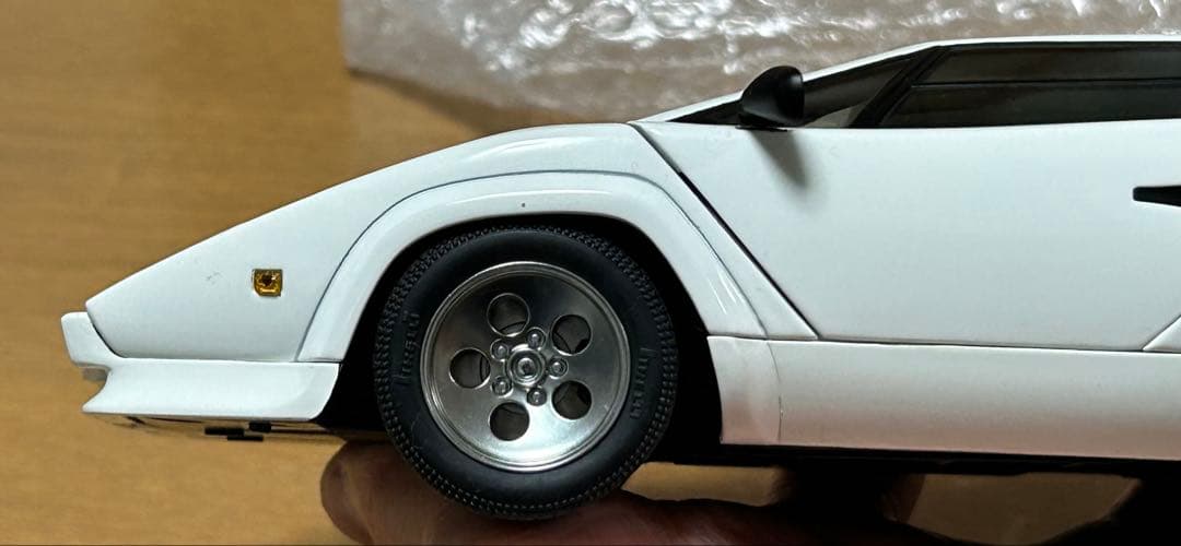 【難あり】ランボルギーニカウンタック5000S 白　1/18 オートアート