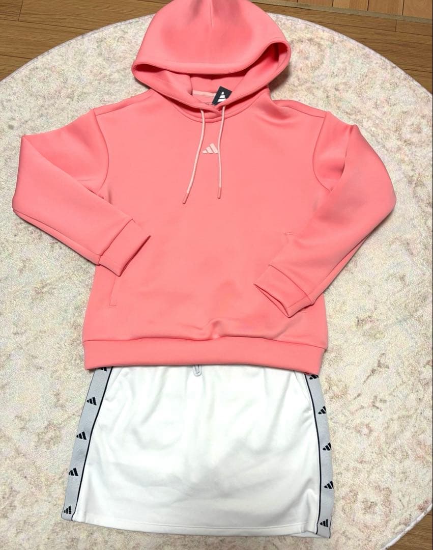 M アディダスゴルフ 上下set 背面ビッグロゴ フーディ＆ サイドロゴスカート