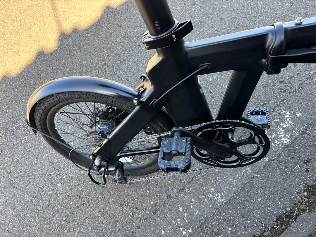 送料無料。折りたたみ式のGRWAY A02電動アシスト自転車