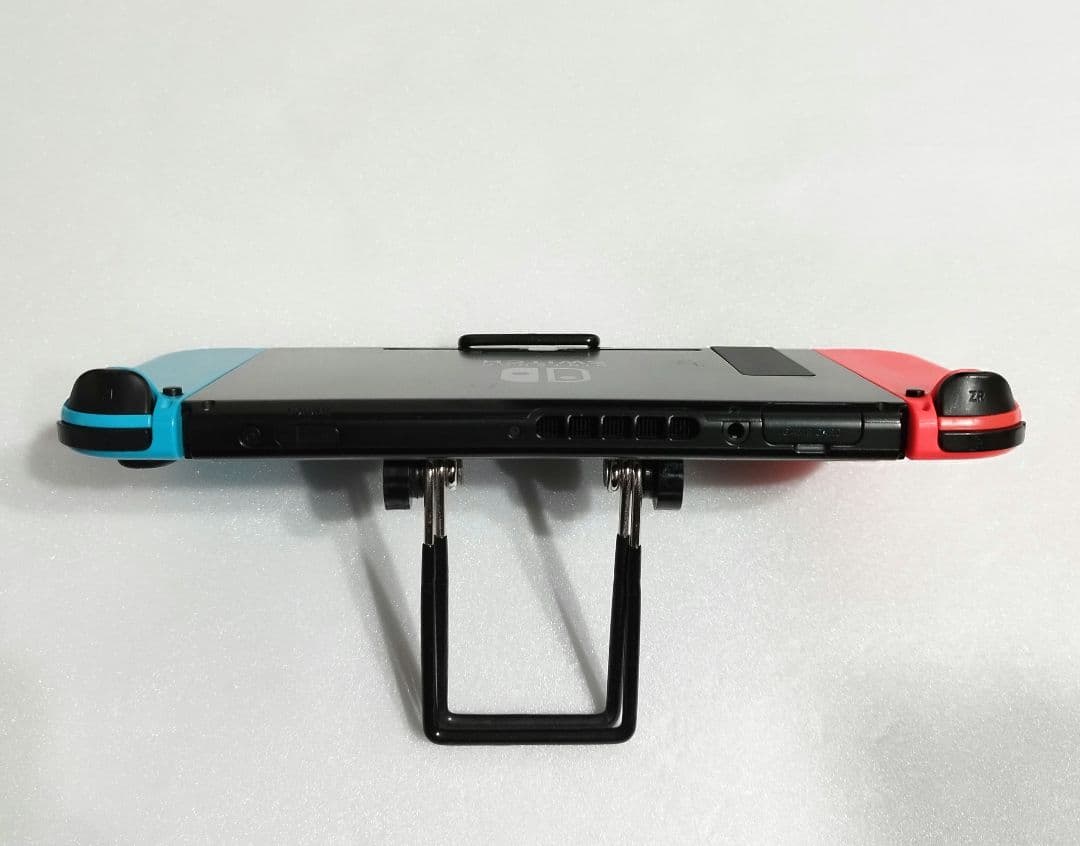 NintendoSwitchネオンレッド