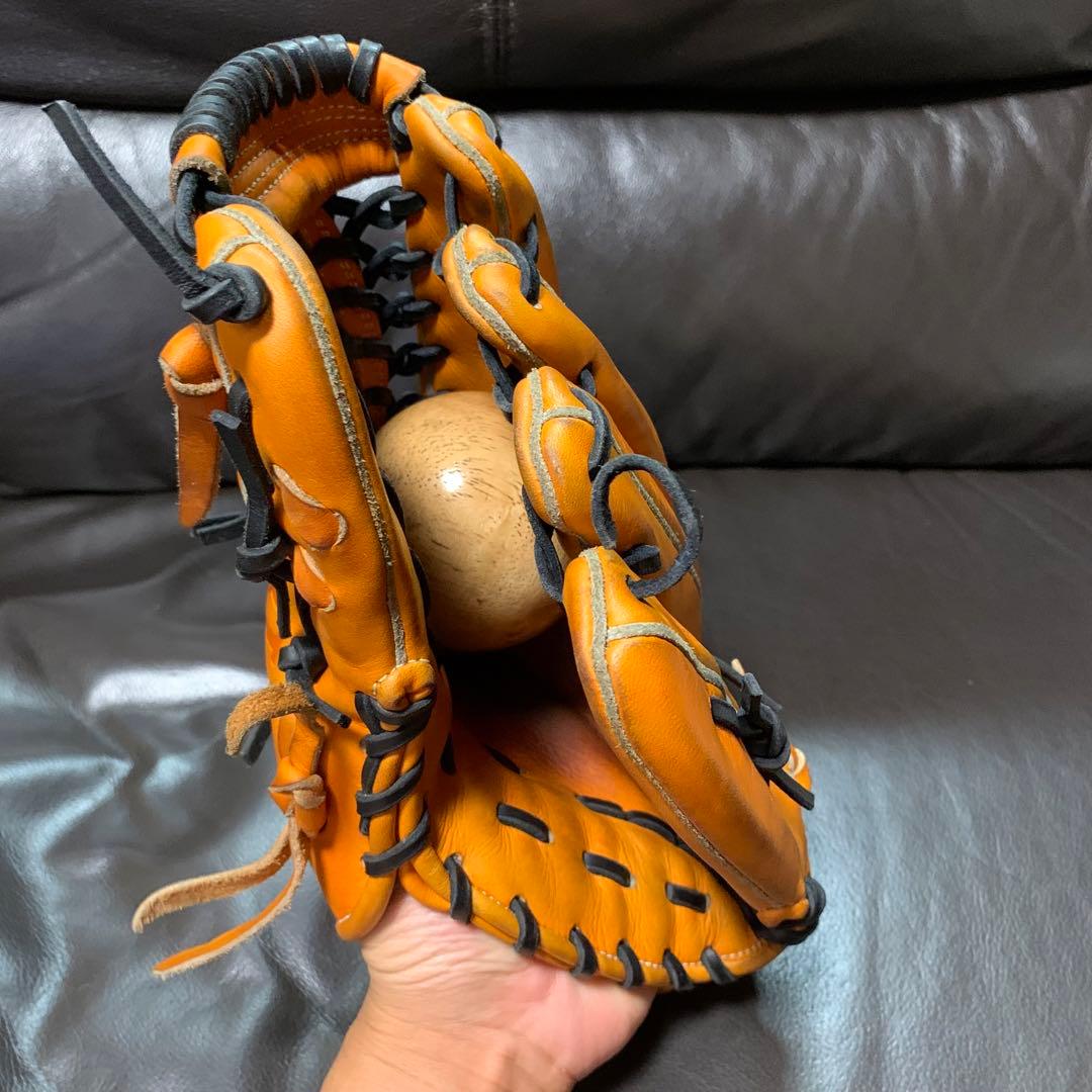 Under Armour オレンジ 硬式グローブ　内野手用　松田