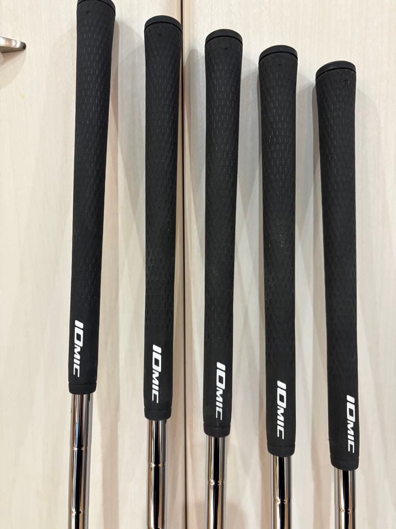 ゼクシオxアイアン5本（6-PW）DG85 S200