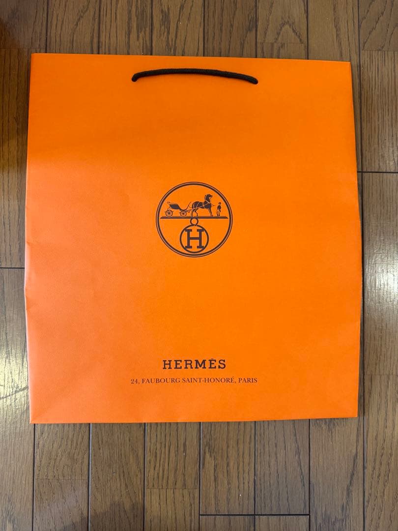 HERMES エルメス　2026 インザループ 18 純正ボックス　空箱