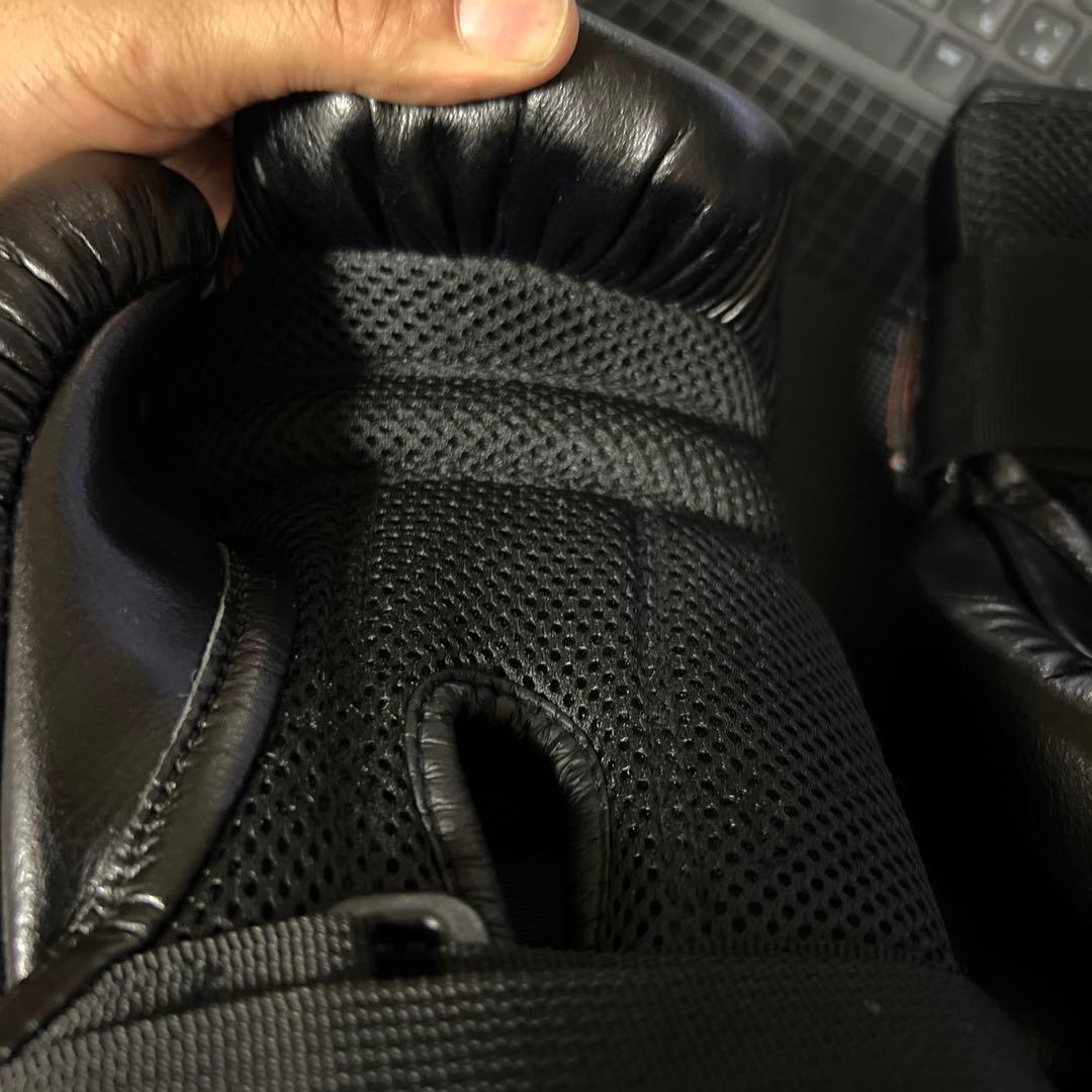 RB1 2.0 M RIVAL バッググローブ