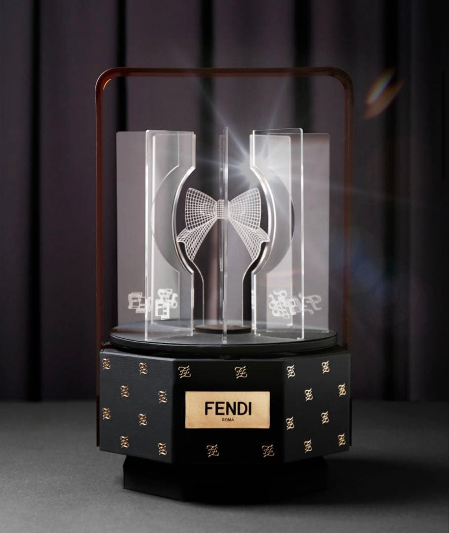 FENDI ギフトボックス　レア　フェンディ
