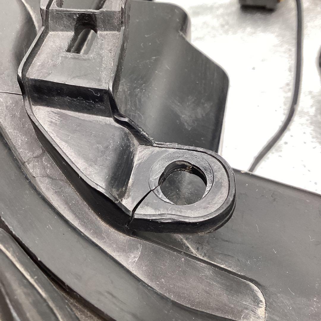 レクサス IS 20系　社外 VLAND 3眼 LED ヘッドライト